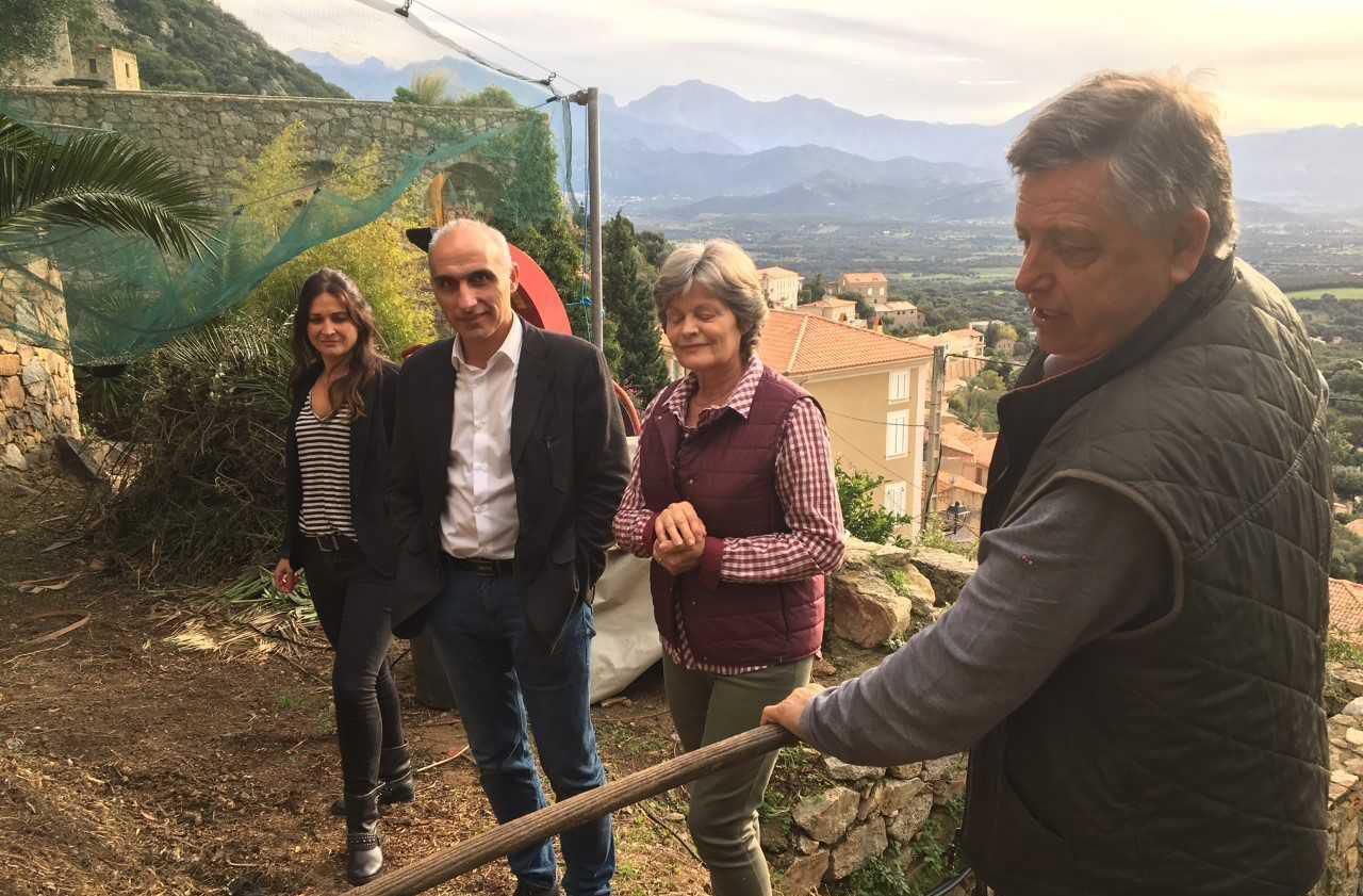 Corse : les parents de Laetitia Casta rejoignent l’opération « familles zéro déchet »