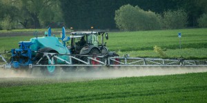 Des traces de pesticides dans les cheveux de citoyens européens