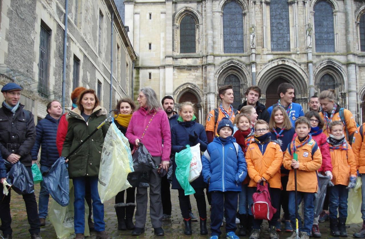 A Reims, des bénévoles se lancent dans le nettoyage citoyen