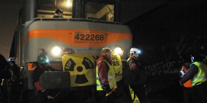 Interdit à Greenpeace de s’approcher des convois de matières radioactives !