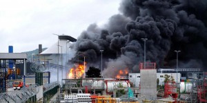 Incendie à Rouen : aucun élément radioactif n’a brûlé, selon les autorités