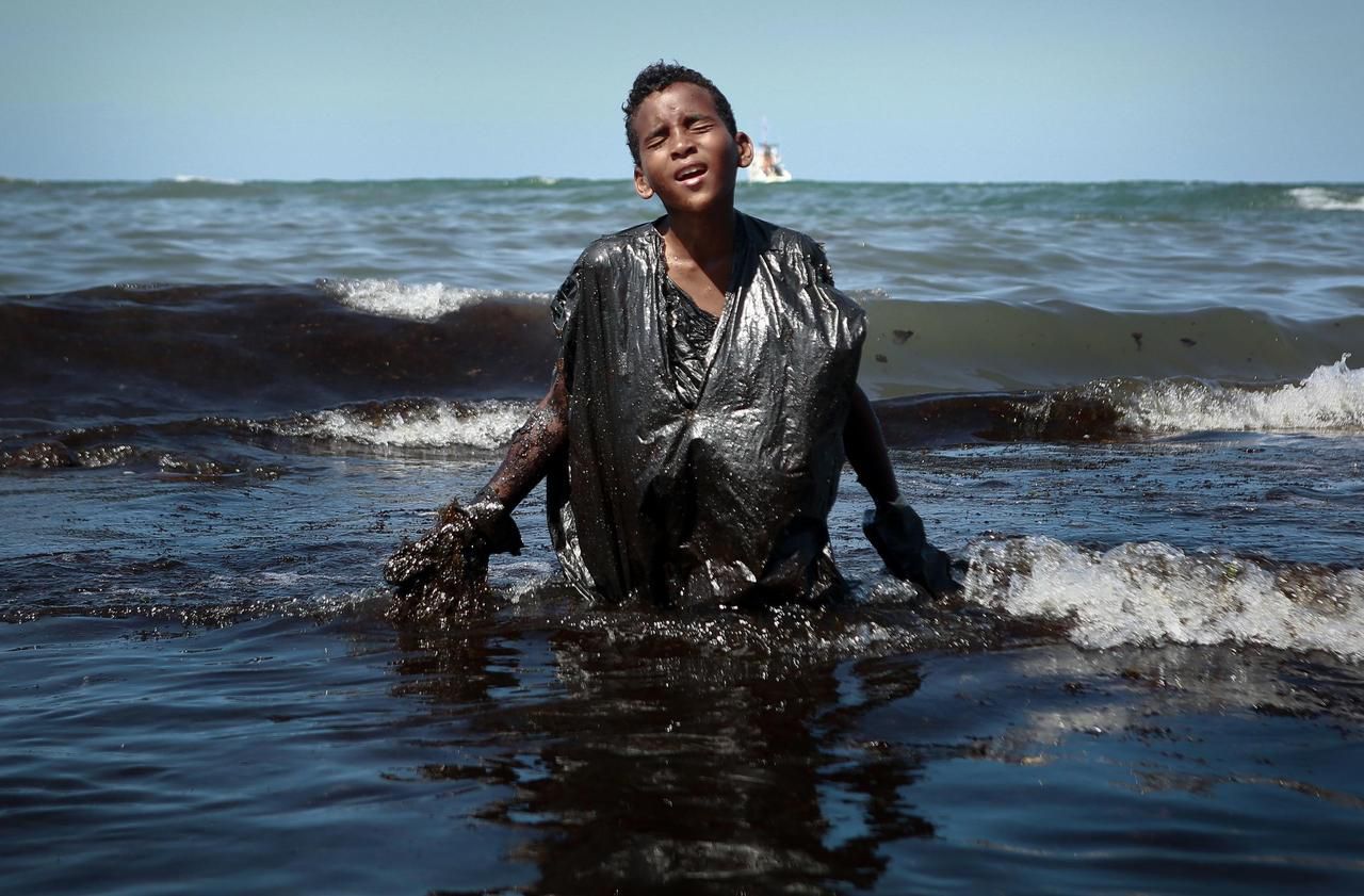 Pollution des plages au Brésil : l’histoire de la photo qui a fait le tour du monde