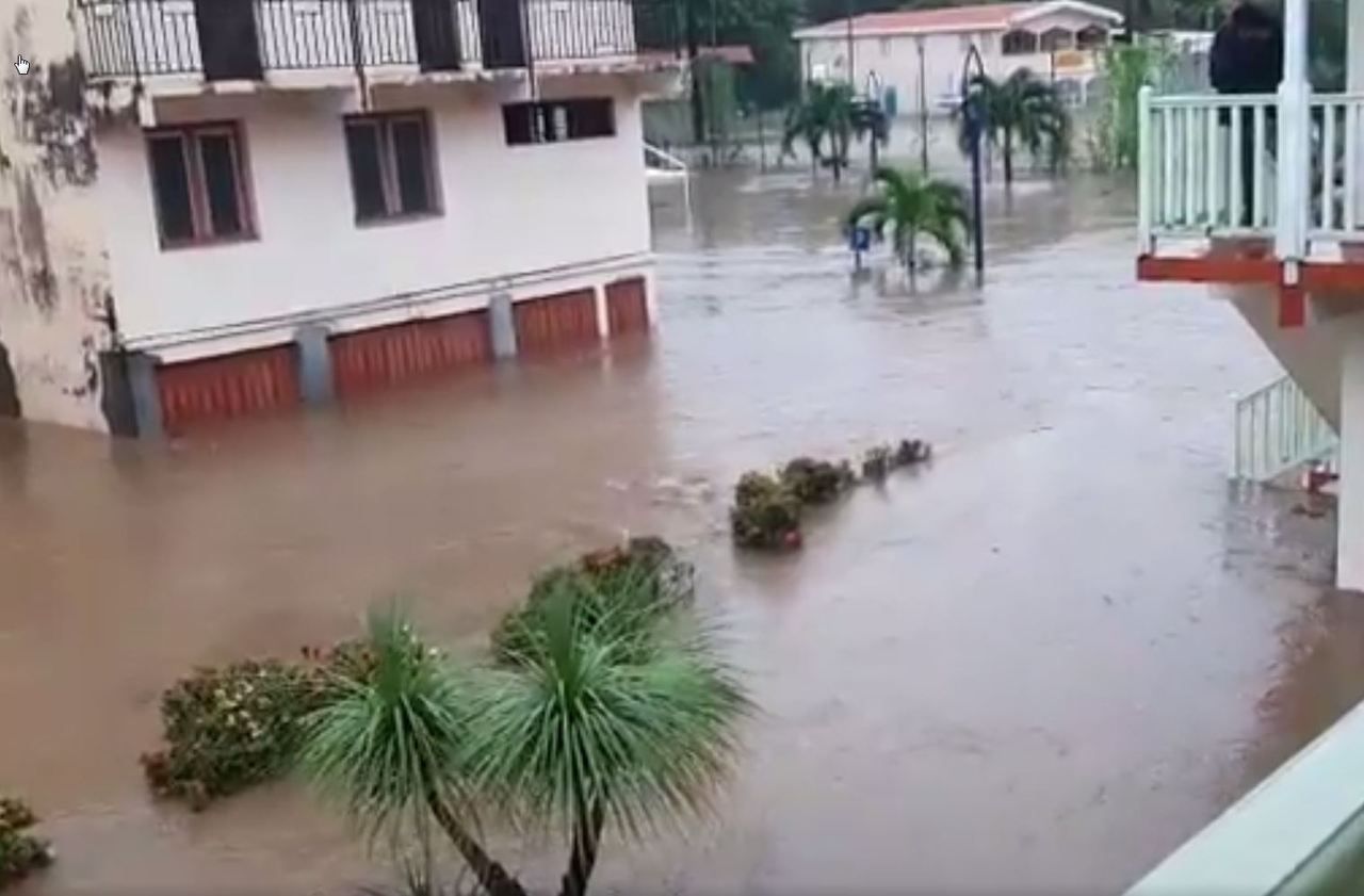 Martinique : brusque montée des eaux à cause des fortes pluies
