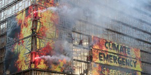 Climat : action coup de poing de Greenpeace au sommet européen