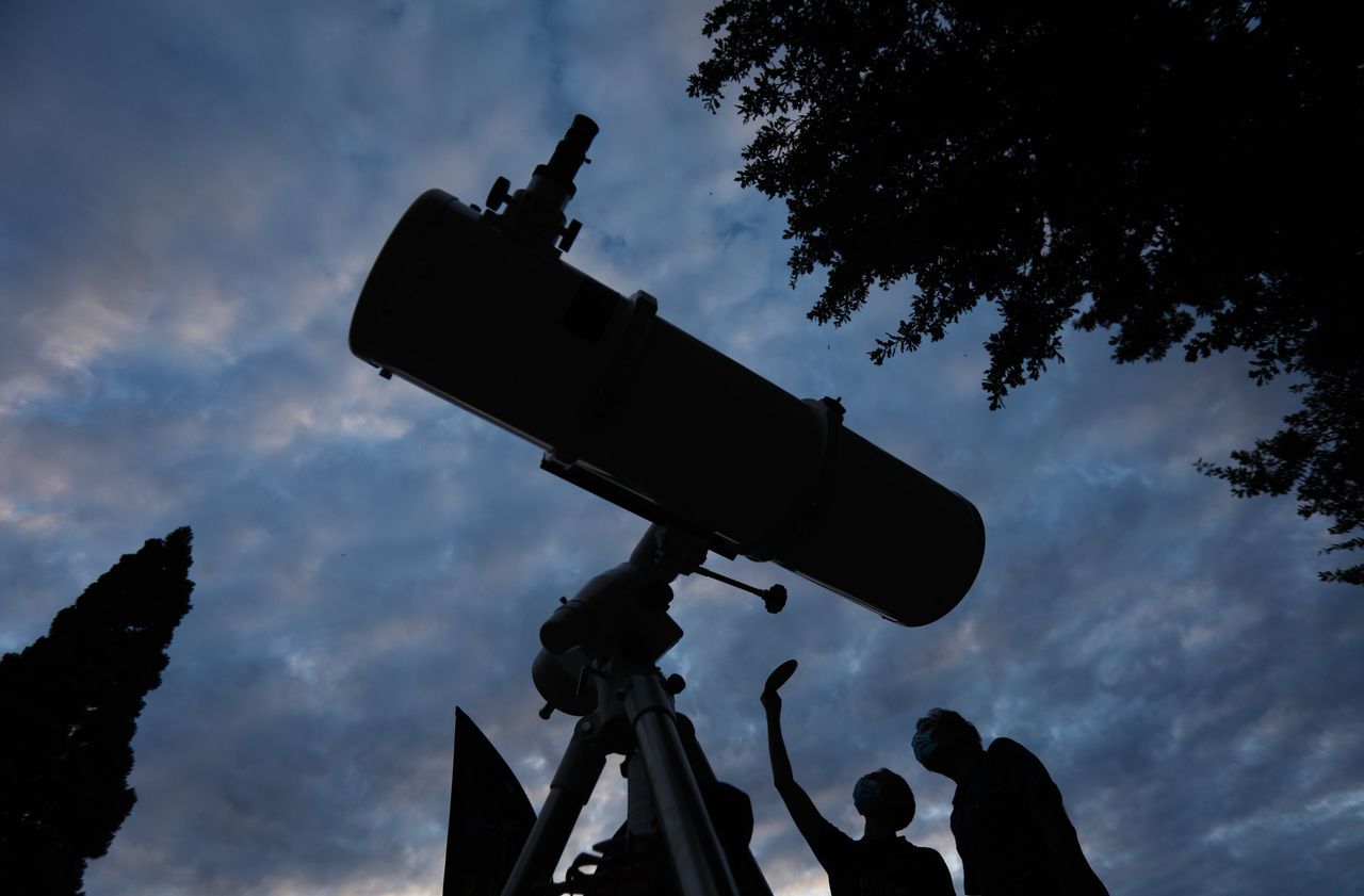 Nuits des étoiles : les passionnés d’astronomie ont les yeux dans les cieux