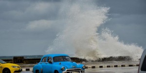 Après avoir fait 200 morts, la tempête Eta a touché Cuba et se dirige vers la Floride