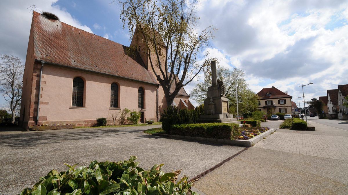 Dans le Bas-Rhin, la transition énergétique sur le toit de l’église crée la polémique