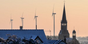 Fronde contre les éoliennes : la préfète d’Eure-et-Loir convoque des états généraux