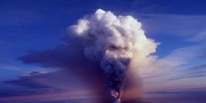 EN IMAGES. Volcans: les plus belles photos d'éruptions