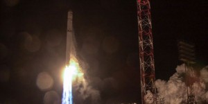 Russie: course contre la montre pour rétablir le contact avec un satellite