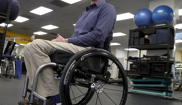 Un paraplégique remarche grâce à l'implant d'une électrode