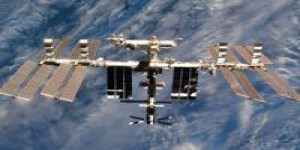 Espace : la Nasa ouvrira la Station spatiale internationale aux touristes en 2020