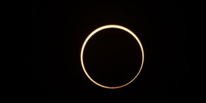 Une éclipse 'cercle de feu' sera visible dimanche depuis une partie de l'Afrique et l'Asie