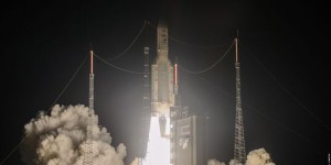 Kourou : lancement réussi pour la fusée Ariane 5