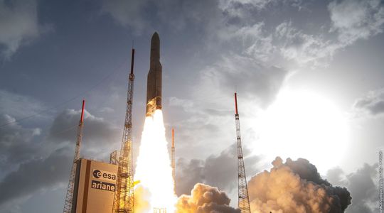 Le lancement d'Ariane 5 de nouveau reporté
