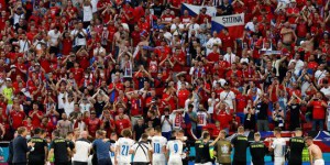 Covid-19 : l'Euro de football joue-t-il un rôle dans la reprise de l'épidémie en Europe ?