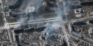 Ces 'yeux d'or' du renseignement qui analysent les images satellite de la guerre en Ukraine
