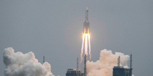 Espace : les restes d'une fusée chinoise menacent de s'écraser sur Terre