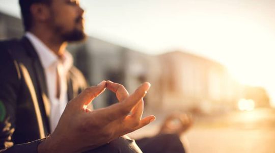 La méditation de pleine conscience, bonne ou dangereuse pour la santé ?
