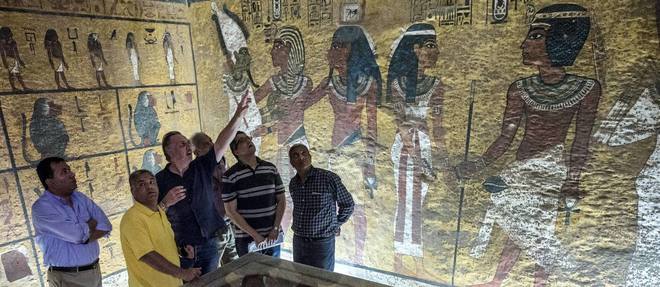 Néfertiti repose-t-elle vraiment aux côtés de Toutankhamon ? La polémique enfle.