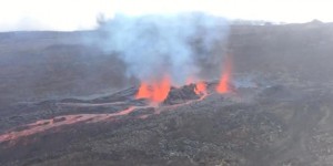 La Réunion : les images du piton de la Fournaise en éruption