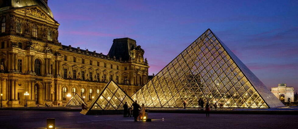 Les monuments municipaux de Paris plongés dans le noir à 22 heures