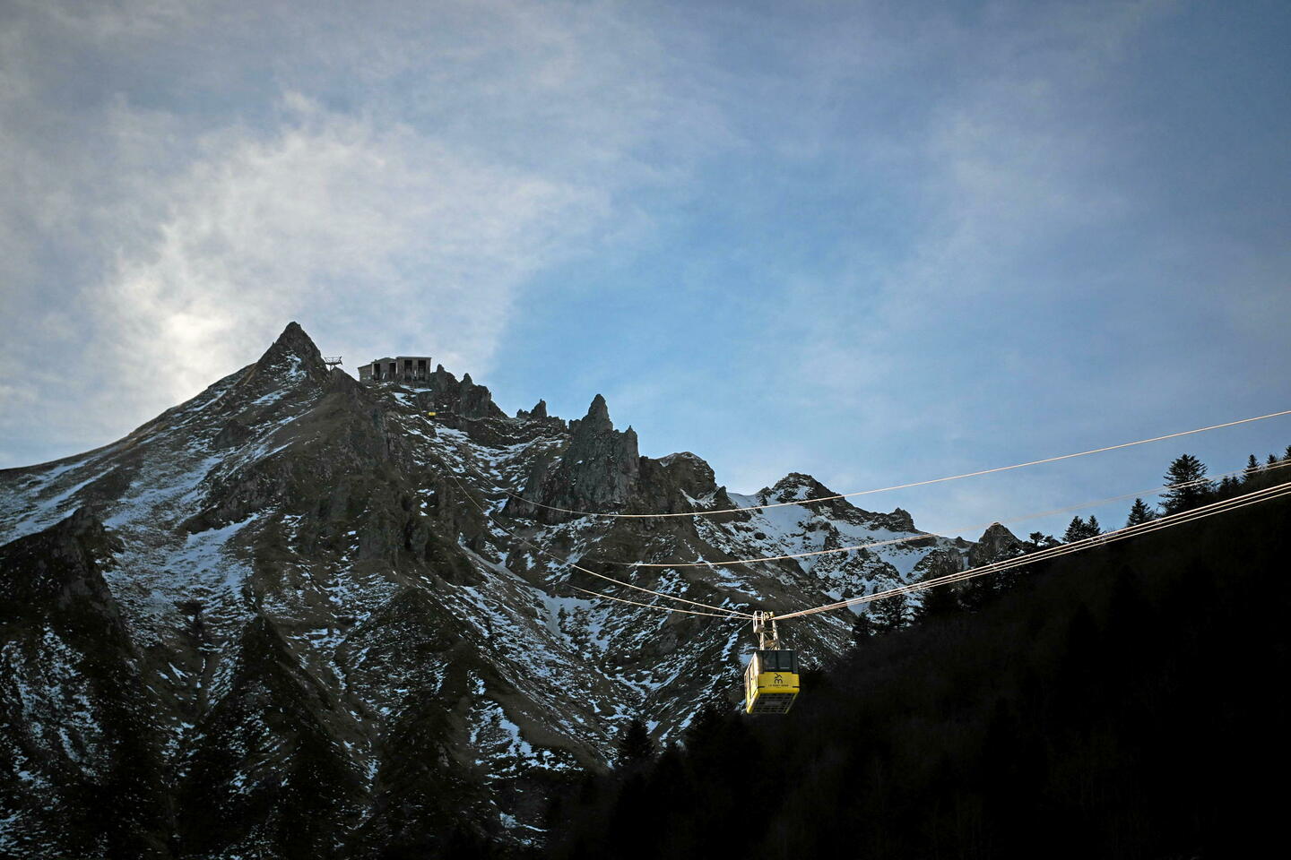 Puy-de-Dôme : au moins quatre morts dans une avalanche