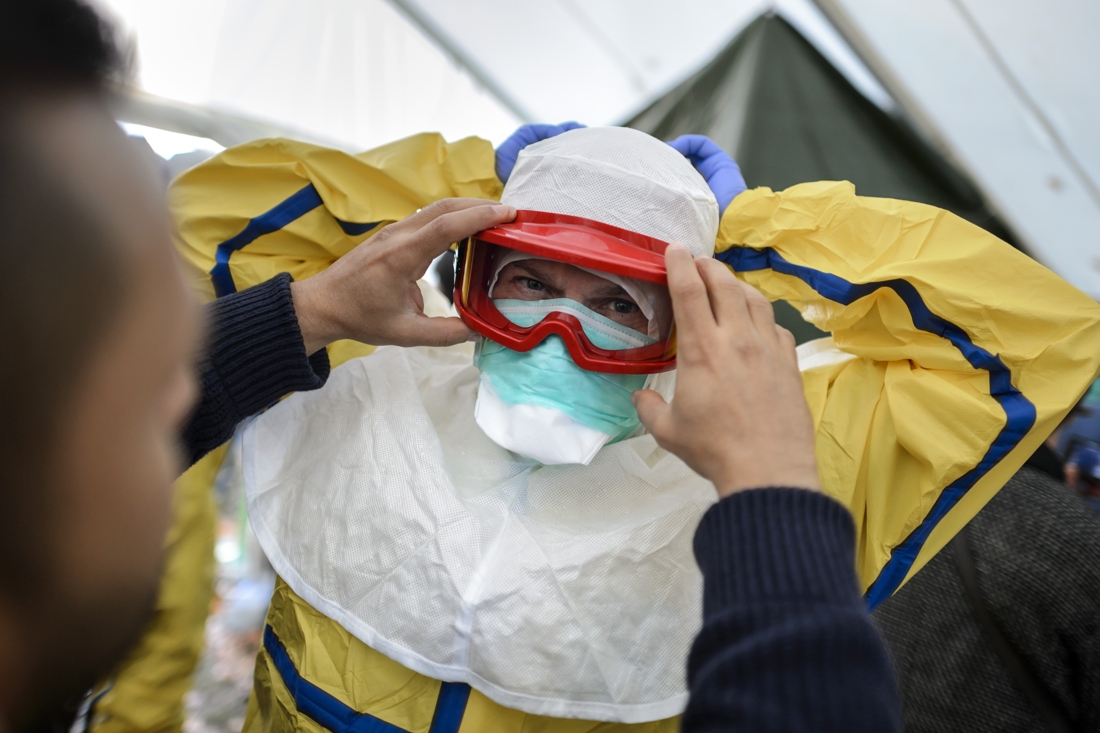 Espagne: enquête judiciaire sur de possibles négligences face à Ebola