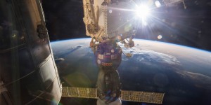 Trois spationautes contraints de prolonger d’un mois leur séjour dans l’ISS 