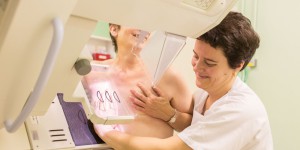 Cancer du sein : une mammographie régulière réduit de 40 % la mortalité des femmes 