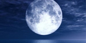 Ce soir, levez les yeux, la Lune sera… «bleue » 