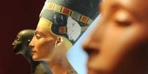 Et si Néfertiti reposait aux côtés de Toutânkhamon? 