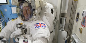 Tim Peake devient le premier astronaute britannique à sortir dans l’espace 