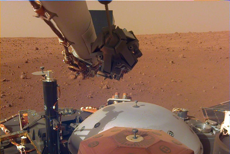 Sur Mars, InSight enregistre le vent 