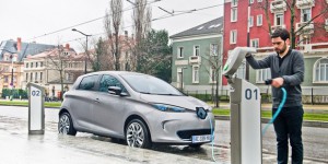 L’abonnement Autolib’ pour recharger votre voiture électrique Renault est offert !