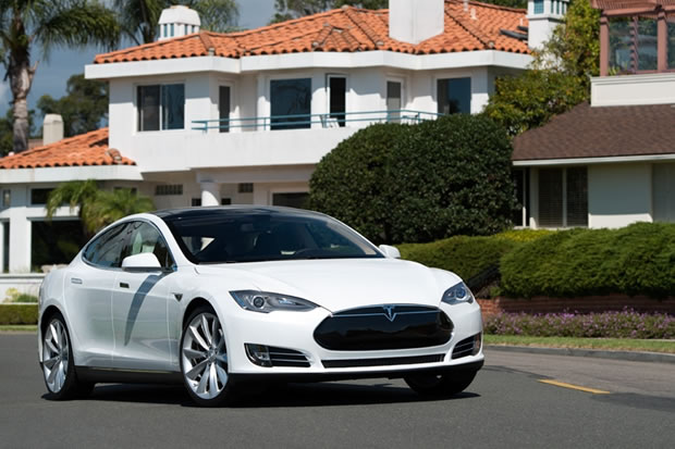 Tesla : des bons résultats pour 2013