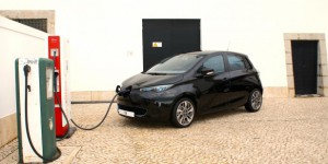 Le bonus écologique de 10 000 euros pour les voitures électriques sera actif en avril