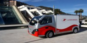La Poste de Monaco expérimente l’utilitaire électrique Colibus