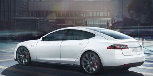 Annonces Tesla : batterie 90 kWh, meilleures performances, Model S plus accessible et nouveau roadster