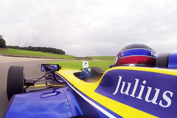 Formule E : embarquez pour un tour de piste avec Prost