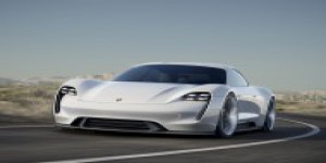 Porsche Mission E : la star du salon de Francfort est électrique !