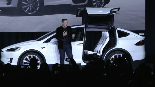 Tesla Model X : tout ce que vous devez savoir sur le nouveau crossover 100% électrique