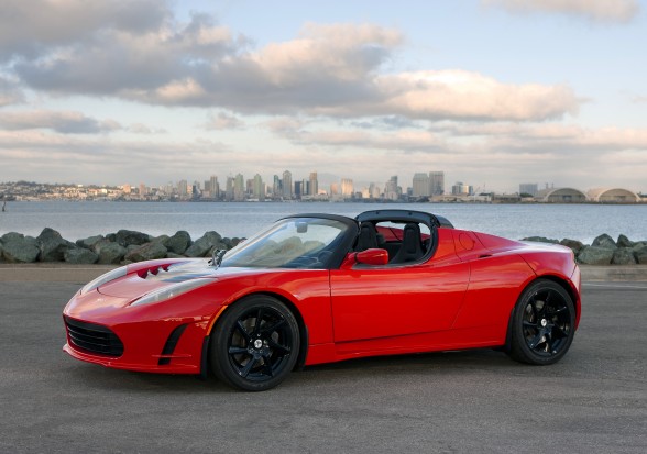 Tesla Roadster : 26 000 euros pour « upgrader » la batterie