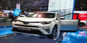 Toyota RAV4 hybride – Caractéristiques détaillées à Francfort
