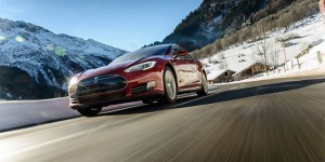La Tesla Model S part en tournée hivernale