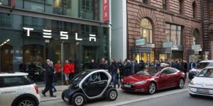 Présentation de la Tesla Model 3 : le live