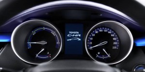 Photos Toyota C-HR : le crossover hybride nous ouvre ses portes