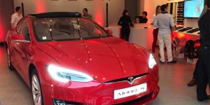 Tesla inaugure une boutique éphémère sur la Côte d’Azur