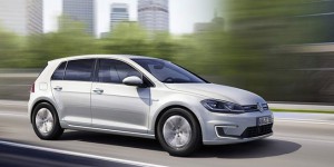 Volkswagen e-Golf 2017 : nouveau moteur et batterie 35.8 kWh