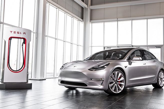 Tesla Model 3 : ouverture du configurateur en ligne prévue pour fin juillet